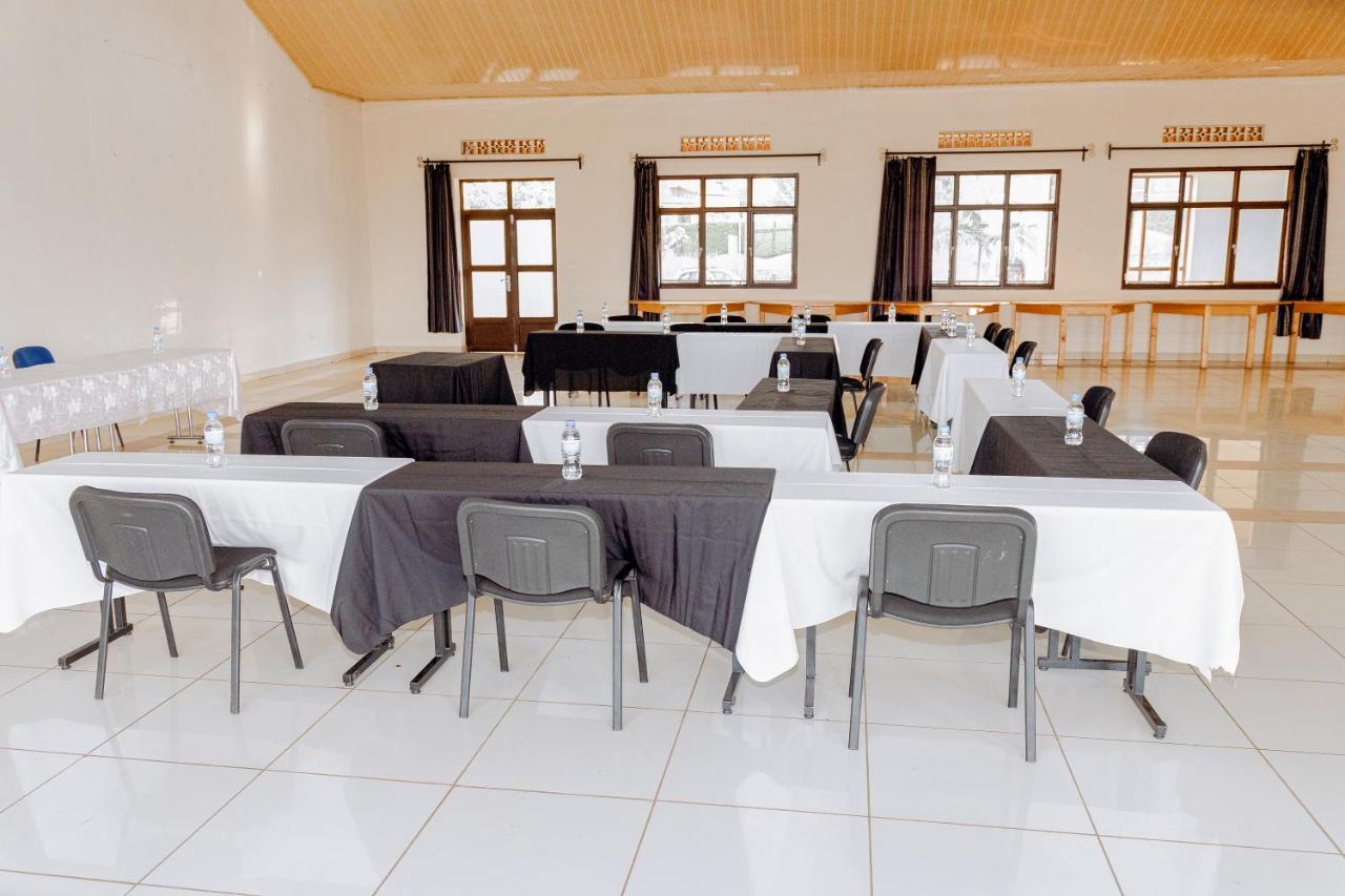 Centre Saint Vincent Pallotti Kigali Exteriör bild