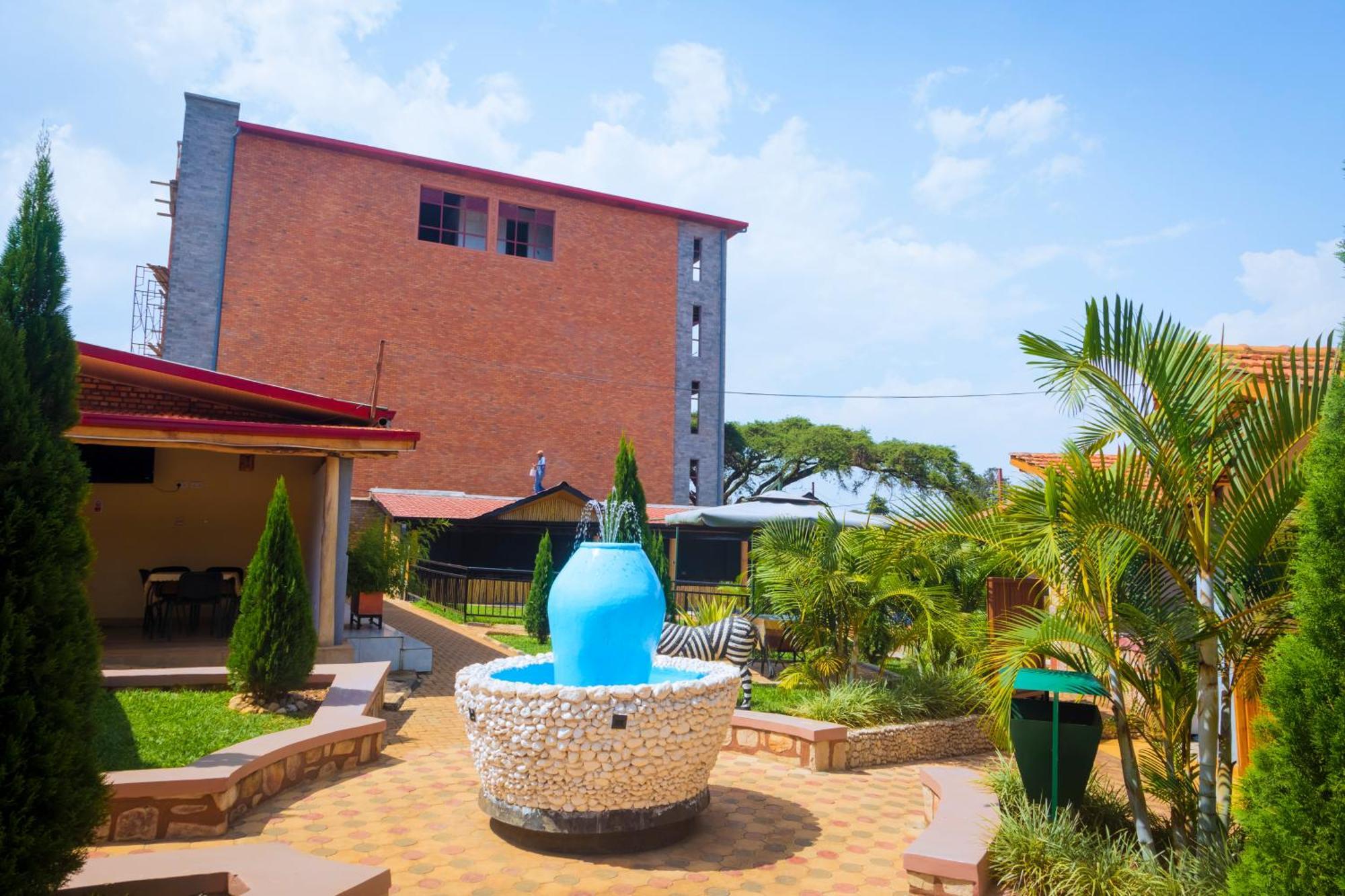 Centre Saint Vincent Pallotti Kigali Exteriör bild